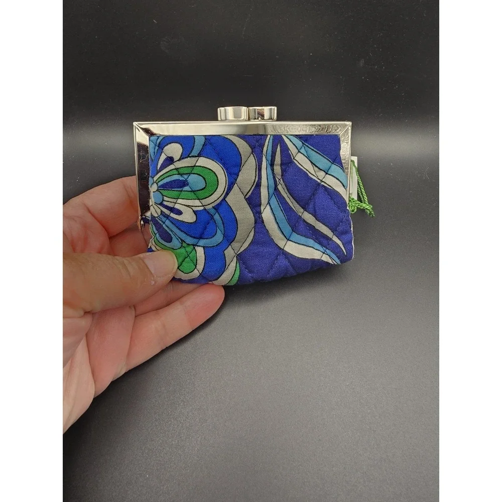 VERA BRADLEY MEDITERRANEAN BLUE KISSLOCK COIN PURSE - LIMITED EDITION - Picture 4 of 9
